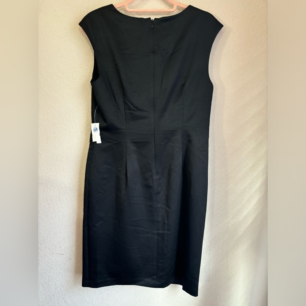 NWT Lovely Adrianna Papell Black Satiny Wrap Top Style Cocktail Sheath Dress 10 - Picture 6 of 7